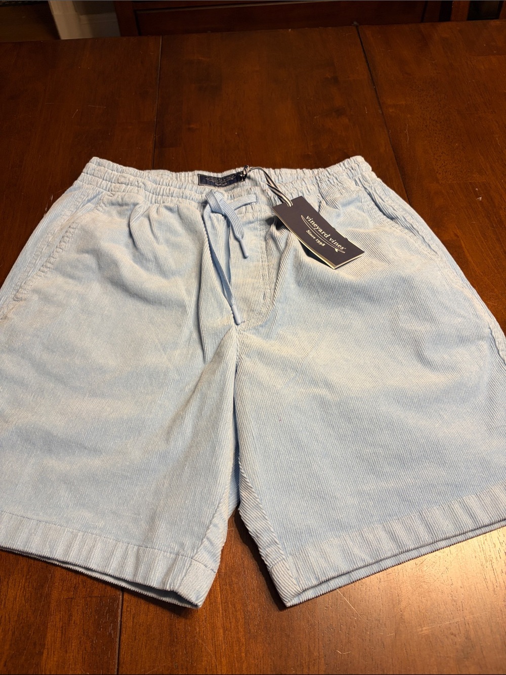 NWT ($98.50) Vineyard Vines Light Blue Corduroy Drawstring Hybrid Shorts